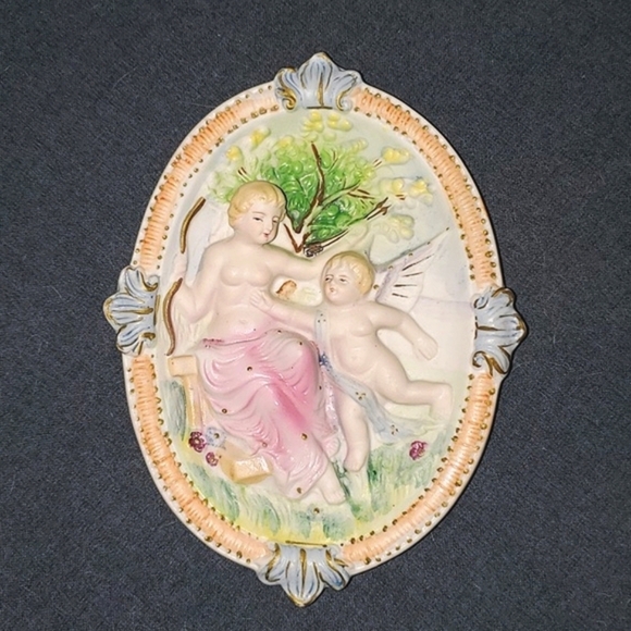 Cherub Angel 3D Wall Plaque Wall Hanging - Picture 1 of 10